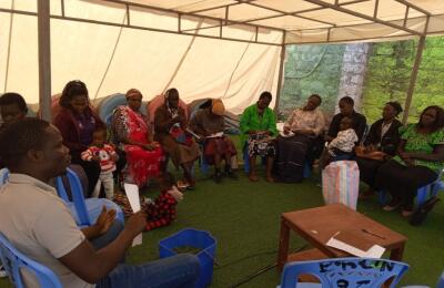 FACILITATOR Explaining